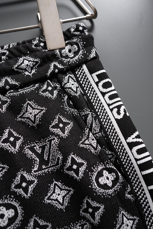 ブランドハーフパンツ側面デザイン